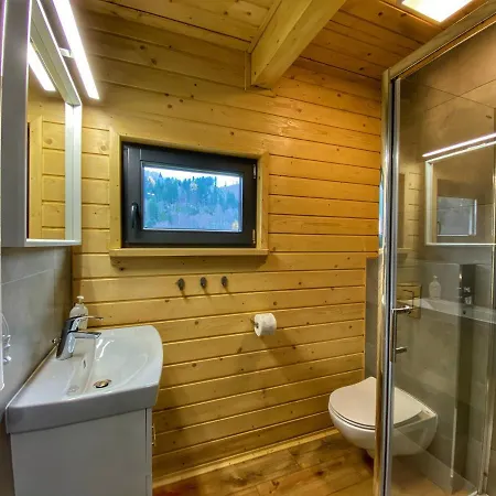 Siedlisko Lesnica - Caloroczne Chalet Brenna