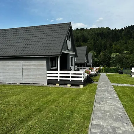 Siedlisko Lesnica - Caloroczne Chalet Brenna